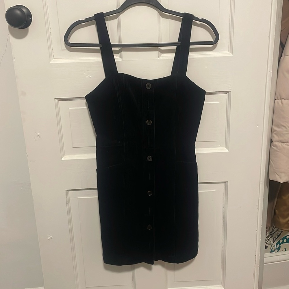 ☀️ Black Ribbed Velvet Mini Dress